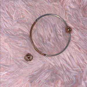 Rose gold pandora bracelet & Love Charm ❤️